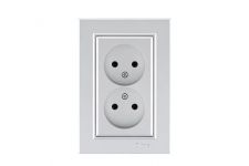 Розетка 2-м СП Karea 10А IP20 б/з сереб. Makel 56065017 Розетка 2-м СП Karea 10А IP20 б/з сереб. Makel 56065017