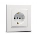 Розетка с/з СП Karea 16А IP20 бел. Makel 56001028 Розетка с/з СП Karea 16А IP20 бел. Makel 56001028