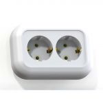 Розетка 2-м СП Валентина РС16-830 16А IP20 с заземл. бел. Кунцево 5447 Розетка 2-м СП Валентина РС16-830 16А IP20 с заземл. бел. Кунцево 5447