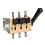 Выключатель-разъединитель ВР32У-35А31220 250А 1 напр. с дугогасит. камерами несъемная лев./прав. рукоятка MAXima EKF uvr32-35a31220 Выключатель-разъединитель ВР32У-35А31220 250А 1 напр. с дугогасит. камерами несъемная лев./прав. рукоятка MAXima EKF uvr32-35a31220